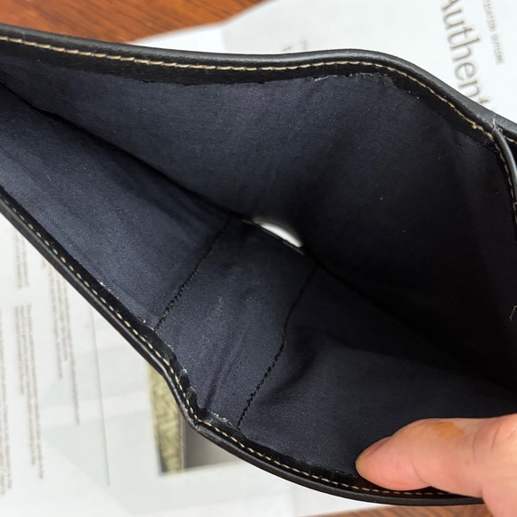 Fendi Black and Tan Logo Wallet with COA - Picture 5 of 9